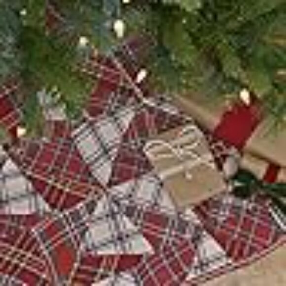 Peyton Patchwork 48" Christmas Tree Skirt – Rustic Farmhouse by VHC Brands - Picture 2 of 4